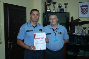 Slika pu_vs/Cestitke za blagdane/davor d/galerija.jpg